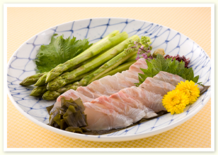鯛とアスパラの昆布じめ