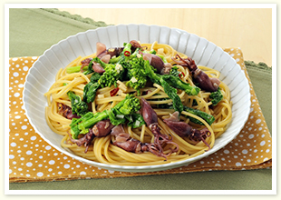 ほたるいかと菜の花の和風パスタ