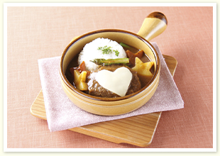 カレー煮込みハンバーグ