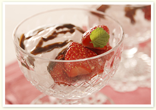 いちごのクレメダンジュ風